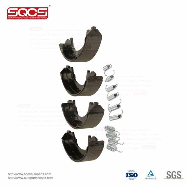 SPRINTER 5-t Box 906 Brake Pad Set 9064200320 by SQCS for Mercedes Benz W906