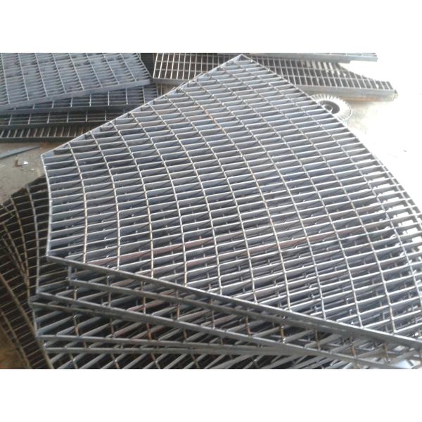 Serrated Welded Steel Bar Galvanized Grating Step For Floor Application