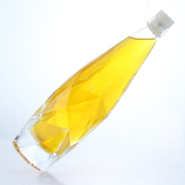 Clear or Customized Unique 750ml Whisky Vodka Spirit Glass Bottle for Liquor