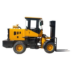 All Terrain Forklift FD30 (3 tons)