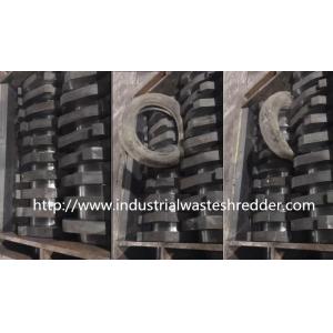 China Scrap Rubber Tire Shredding Equipment Double Shaft With Wear Resistant Blade on sale