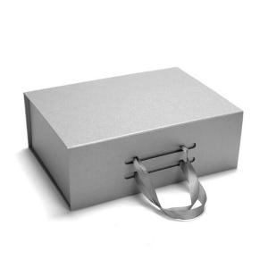 CMYK Printing Collapsible Paperboard Magnetic Gift Box With Silk Ribbon