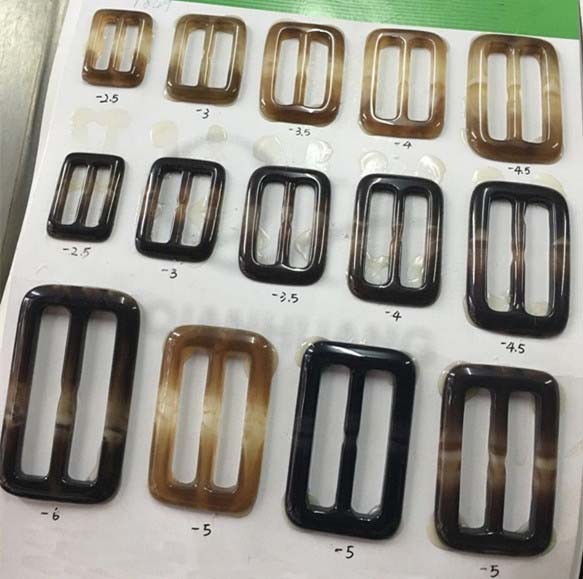 popular sequins various plastic/resin toggles resin buckle for coat belt