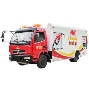 Dongfeng Small 4000 Liters Diesel Tanker Truck With 4X2 Drive Wheel 6 Wheels