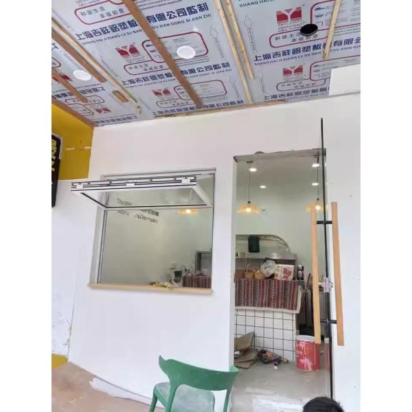 Zone-Control Folding Window Allowing Sectional Ventilation Management Across Large Opening Spaces