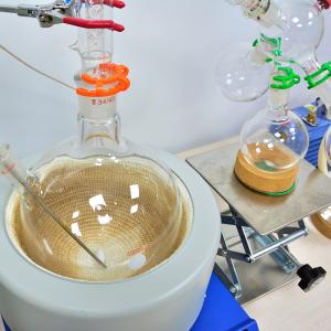 580*535MM 2L Short Path Distillation Machine