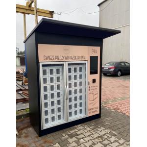 Eco-friendly Vending Machine For Cakes With Auto-defogging And R290 Green Gas