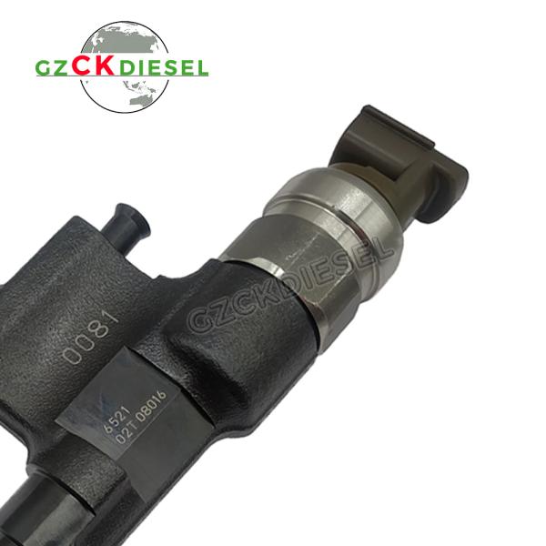 Fuel Injector 095000-6520 095000-6521 for N04C Engine