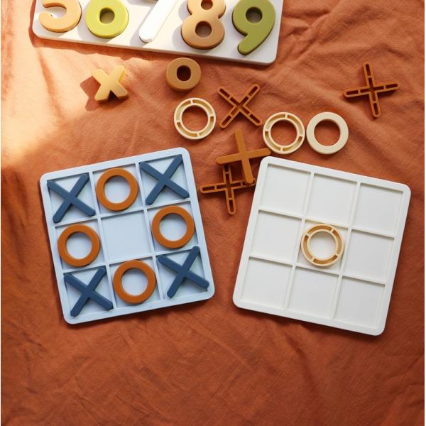 MOQ 50 Sets Silicone XO Tic Tac Toe Puzzle Customizable Logo Colors BPA Free CE Certificate Silicone Toys