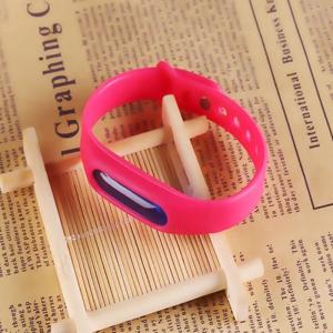 Natural Essential Oil ultrasonic fly repeller convenient Repellent Insect