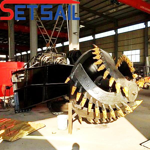 18 Inch Self Propelled Cutter Suction Dredger for Sale