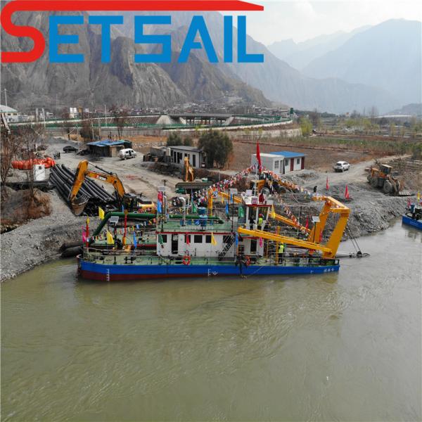 Diesel Engine Cutter Suction Dredging Ship Used in River Sand