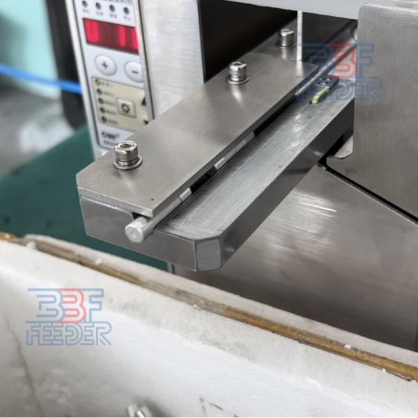 Screws Step Feeder Pneumatic Transport Metal Parts Nuts Stepper Feeder