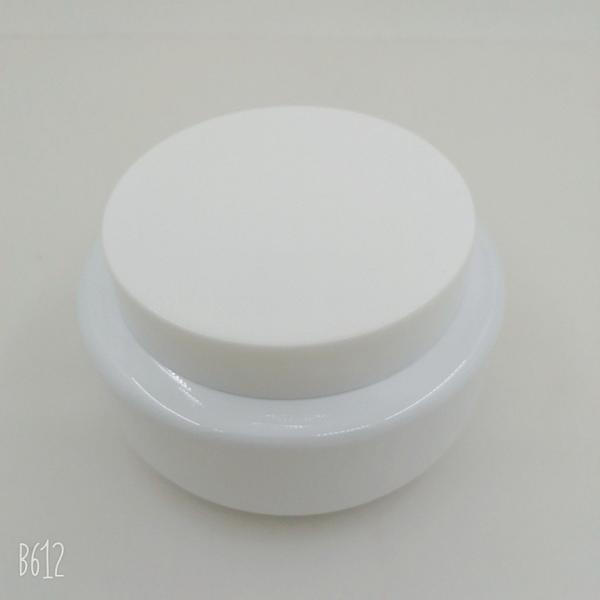 Buy SanRong Plastic Cream Bottles , Recyclable Thick Wall Plastic Jars at wholesale prices
