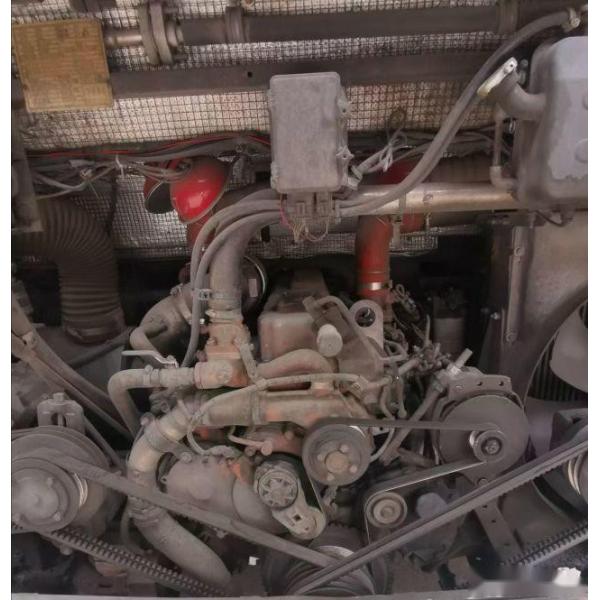 Used Tour Bus Yutong ZK6858 34 Seats Steel Chassis Air Suspension Yuchai 162kw