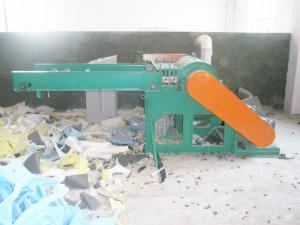 China Waste Recovery Foam Crushing Machine For Processing Cushion / Pillow / Mattress on sale