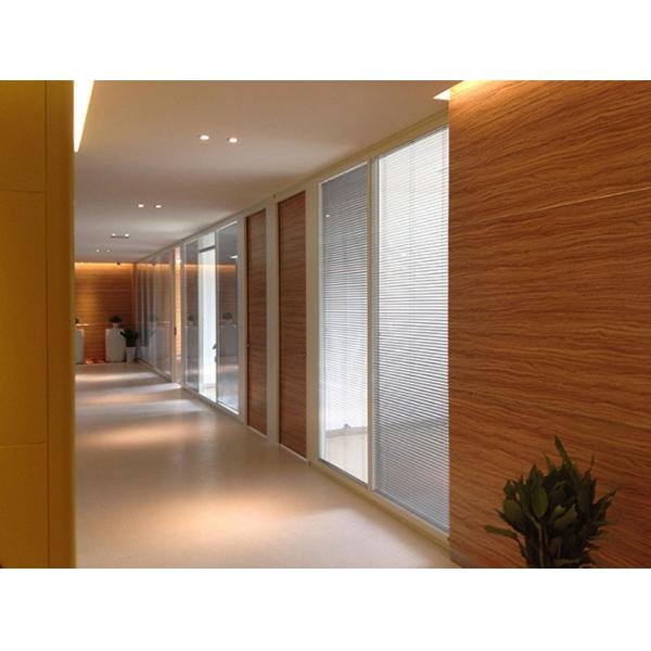 80mm Demountable Glass Wall Systems For Office Space 44db Soundproof