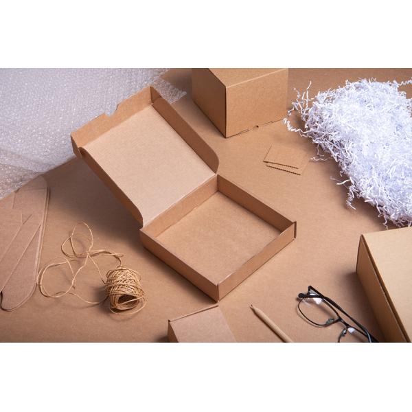 Custom Printing Clothing Gifts Mailer Shipping Subscription Carton Kraft Packaging Box