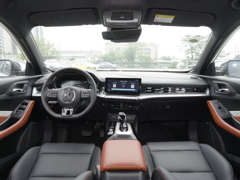 129hp L4 1.5T Engine MG Car Petrol Adults Gasoline Driven 4-Door 5-Seat For Mingjue Mg5 Left Handed Drive 0km Used Vehicles