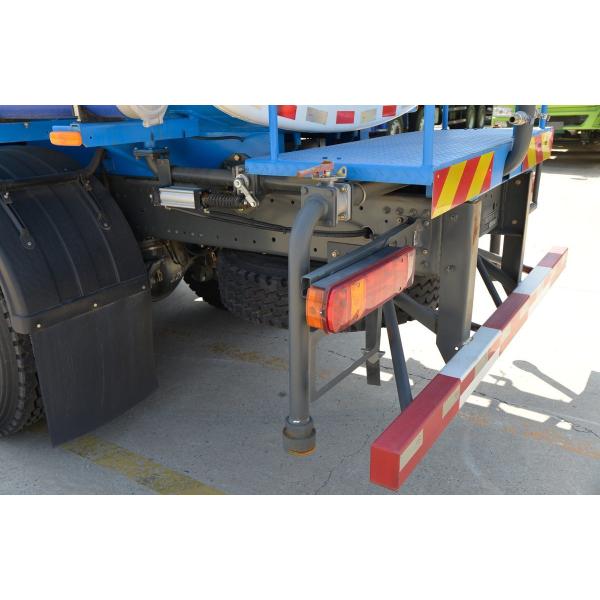Water Tanker Truck Howo 6*4 Sinotruck 10 Wheel LNG 260hp Engine 14 Cubic Tanker LHD/RHD