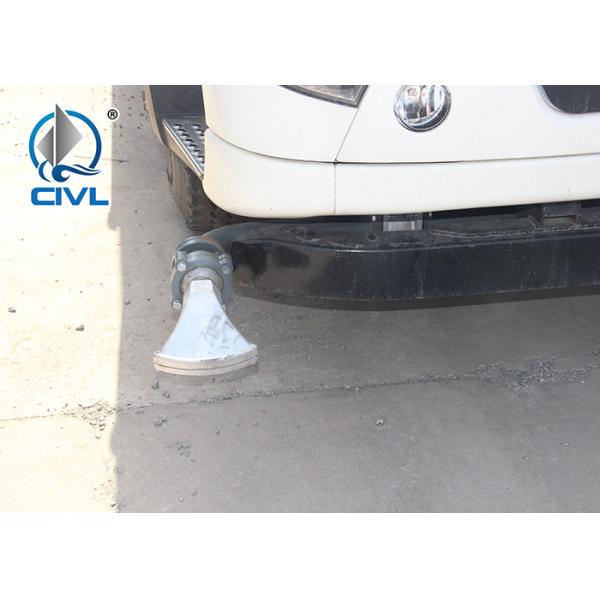 new SINOTRUK HOWO WATER TANK 6x4 25000L engine 371hp euro II