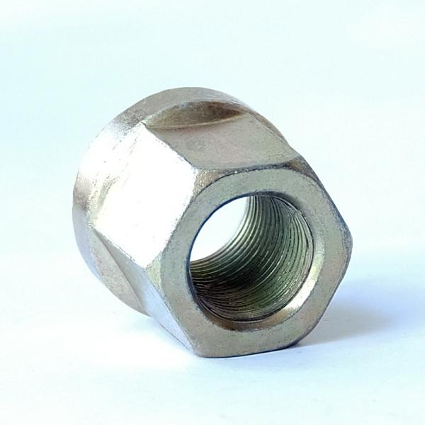Hexagon Stainless Steel Wheel Lug Nuts With Thick Washer M18 Surface Color Zinc