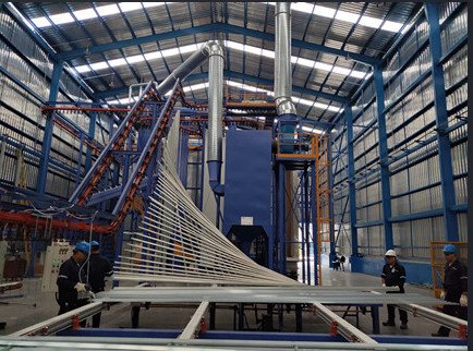 Customized Design Vertical Powder Coating Line Of Aluminum Profiles With Energy