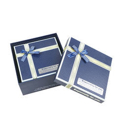 Cardboard Luxury Cosmetics Packaging Box Texture Paper for Perfume