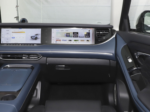 VOYAH voyah suv electric car with 5 Seats and Fast Charge Time of 3-5h Ready to Ship