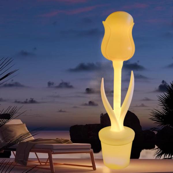 Outdoor Waterproof Plastic Standing Tulip Flower Floor Lamp 50000 Hours Lifespan