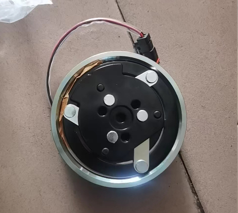 2492746 HEAVY TRUCK SPARE PARTS REPAIR KIT - DURABLE A/C COMPRESSOR FOR SC TRUCK