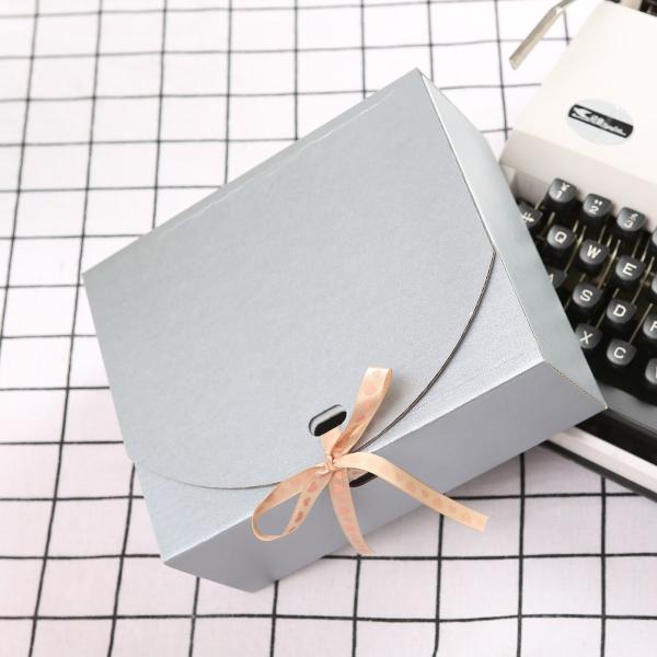 Cardboard Fancy Packaging Box Glossy / Matte Lamination Rectangular Fold Box