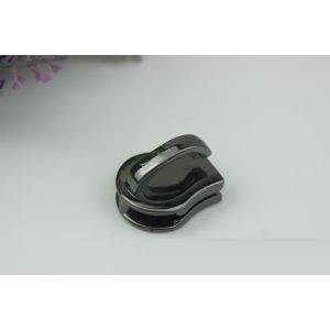 Personalized simple design zinc alloy 3 color 15# zipper with zipper puller