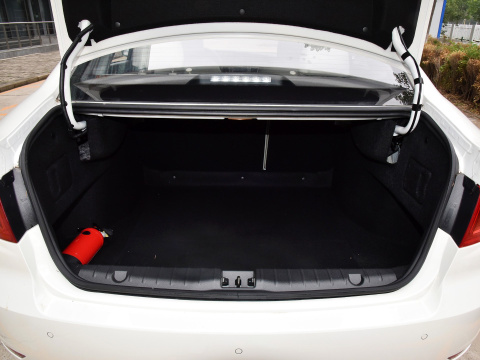 Baic Motor Eu5 Plus 2021 R600 Z Battery Type Ternary Lithium Battery Maximum Torque Nm