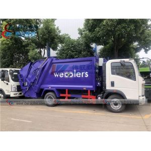 HOWO 5000L Self Compressed Garbage Compactor Truck