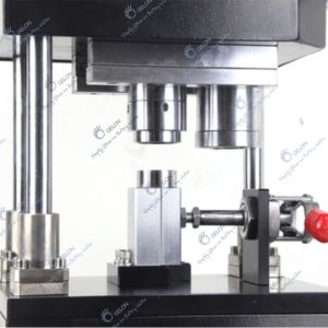 Laboratory Lithium Ion Batteries Crimping Equipment With First Sealing Second