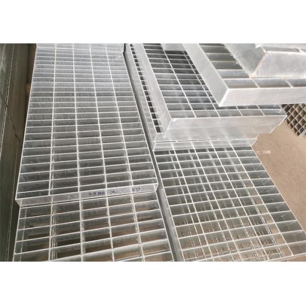 Buy Hot Dip Galvanized Steel Walkway Grating 6mm Thickness Anti Theft at wholesale prices