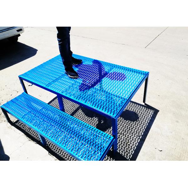 3.66m Length Perforated Metal Plate Diamond Roof Walkway