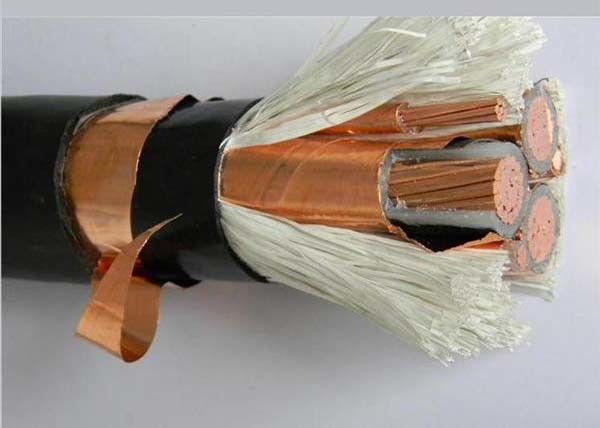 XLPE / CU / PVC Metallic Screen 11KV 300 Sqmm Underground Medium Voltage Power Cables