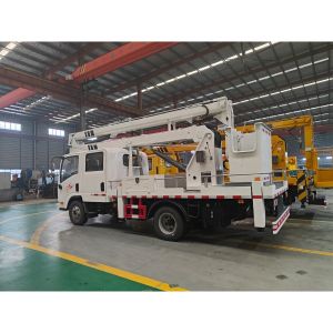 FAW Double Cabin Hand Operated Aerial Lift Truck Euro 3 14 Meters 4x2