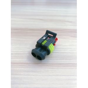 Plastic 2 Pins Waterproof Auto Wire Connectors TS16949 Certification
