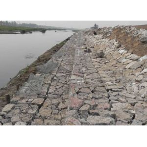 China Galvanized >270g 3.05mm River Bank Gabion Mesh on sale