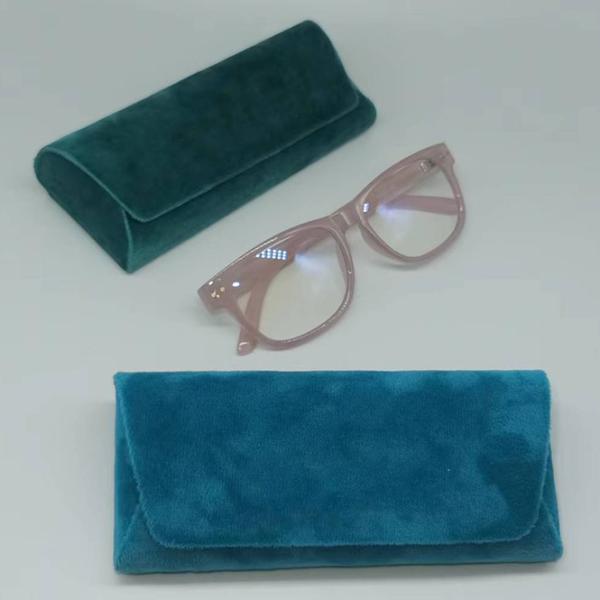 High End Mercerized Cloth As Gucci Magnetic Glasses Case With Double Sided
