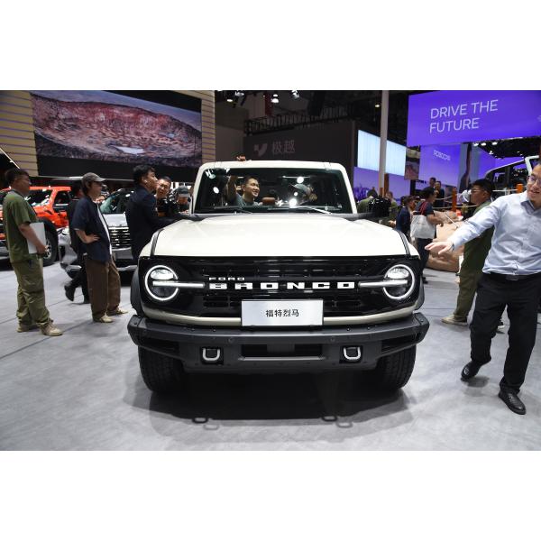 Affordable 5-Seat Luxury SUV Car Ford Bronco 2.3T 10AT 5 Door 5 Seats Off-Road SUV