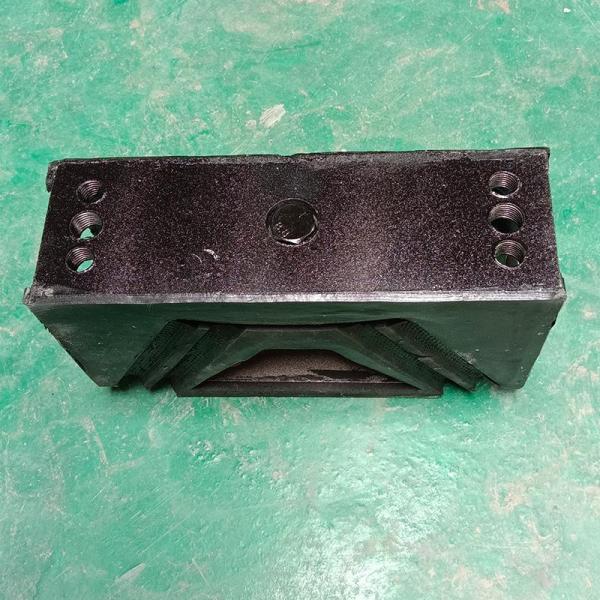 Brake System Parts AZ9725590031 Engine Mounting for Sinotruk HOWO Truck Spare Parts