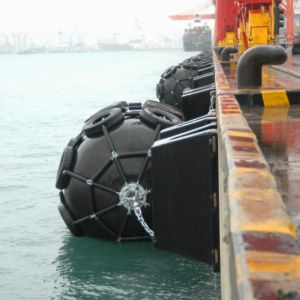 CCS Tyre Pneumatic Rubber Fender High Air Tightness Float Rubber Buffer