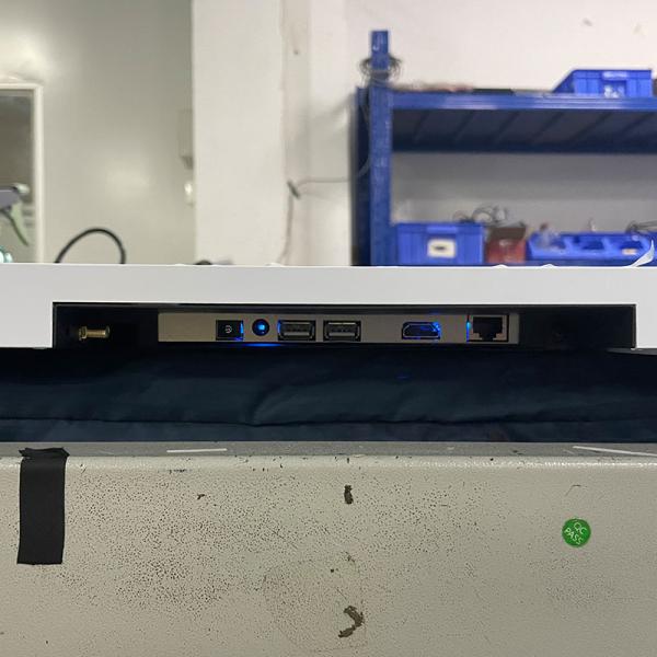 18.5 Inch 21.5 Inch Wall Mounted Elevator Advertising Display Signage