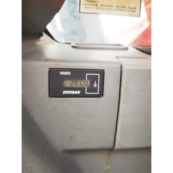 Active 7 Ton Used Doosan DX75 Excavator Mini with Original Hydraulic Pump in Shanghai