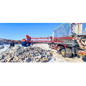 Safety reliability Tread Bulk Trucks 15/20/25Ton Heavy Ammonium oil explosive