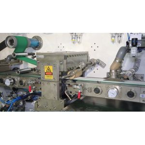 Pulp Molding I Shape Baby Diaper Making Machine 600pcs/min